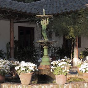Recuadro-2-Foto-Casona-Laura-Hartwig-IMG_0582-131